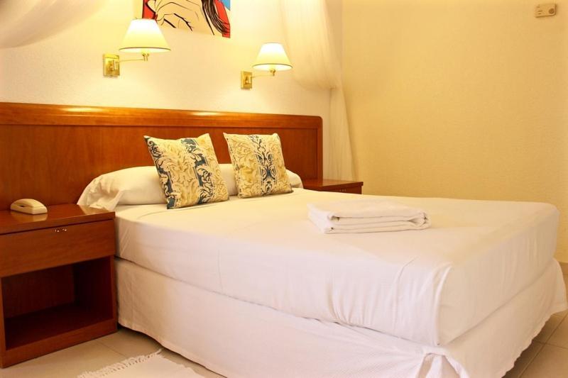 Ramada Resort By Wyndham El Puerto de Mazarrón Rum bild